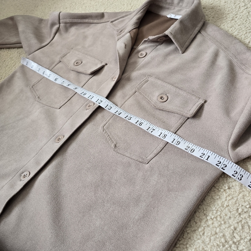 Lightweight Button Down Shacket - Picture 5 of 7